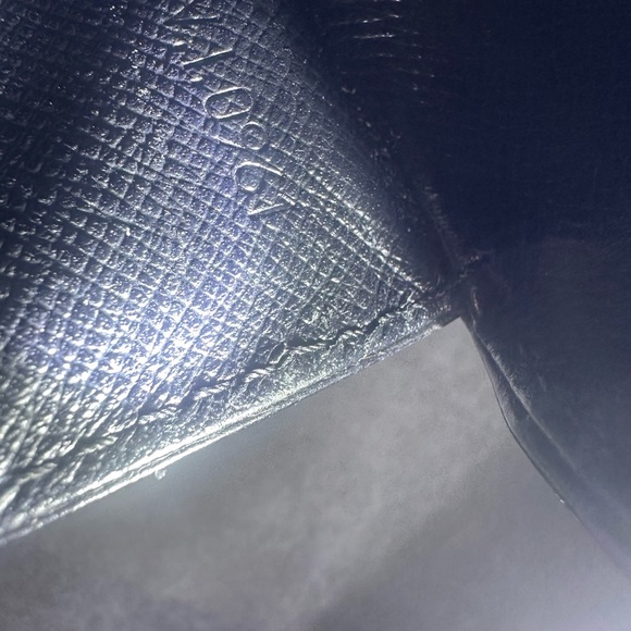 Vintage Louis Vuitton Black Epi Saint-Cloud Crossbody Bag EUC - Picture 13 of 14